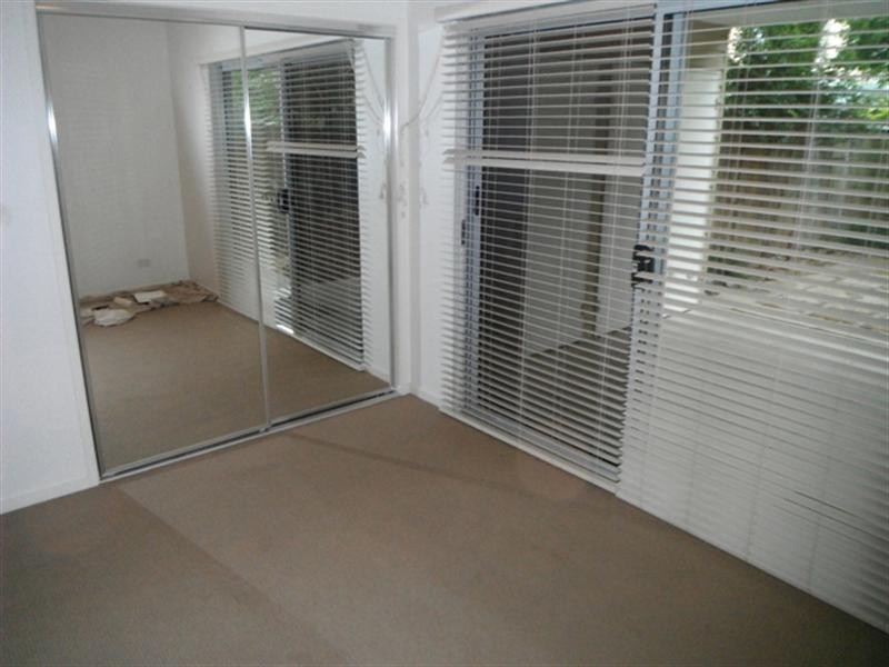 2/20 Kent Street, Hamilton QLD 4007