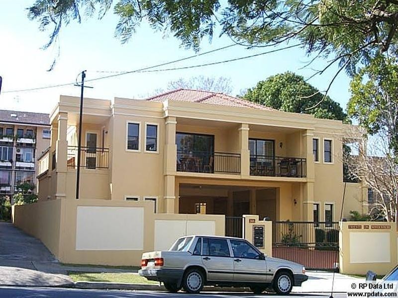 2/146 Windermere Road, Hamilton QLD 4007