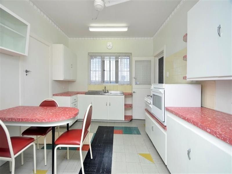 72 Ascot Street, Ascot QLD 4007