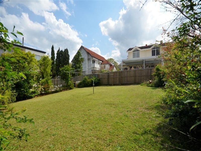 72 Ascot Street, Ascot QLD 4007