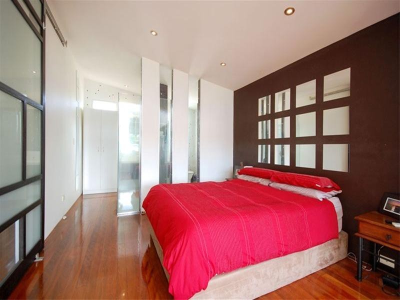 16 Alicia Street, Nundah QLD 4012