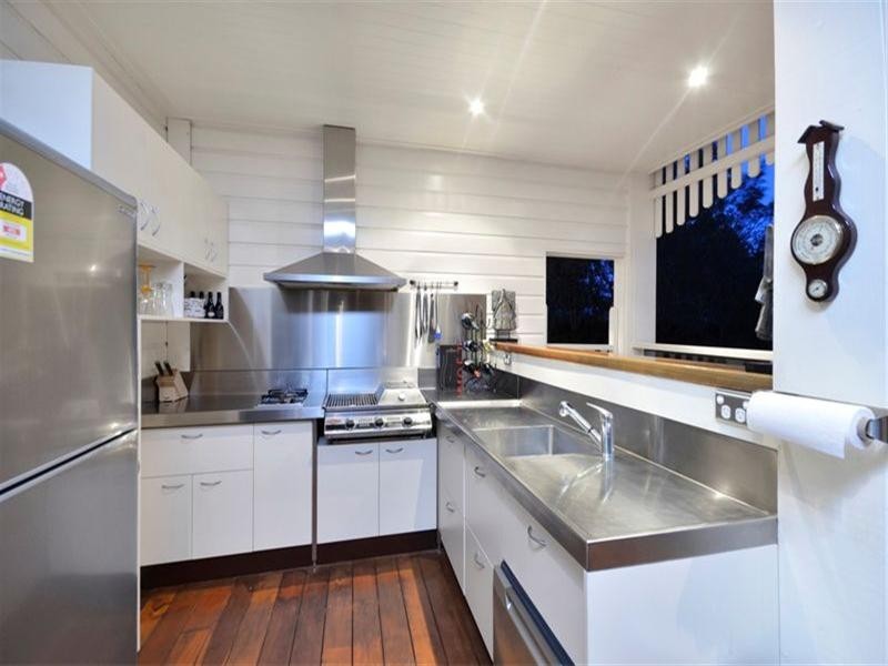 24 Rous Street, Hendra QLD 4011