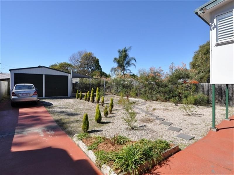 54 Day Road, Northgate QLD 4013