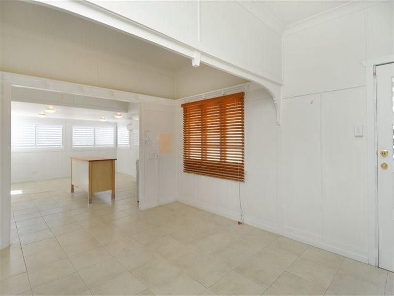 54 Day Road, Northgate QLD 4013