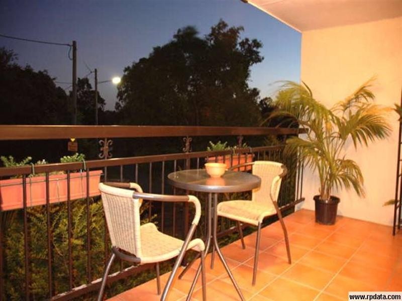 2/57 Allworth Street, Northgate QLD 4013