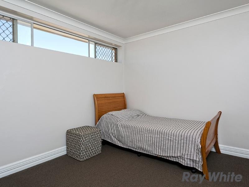 4/117 Flower Street, Northgate QLD 4013