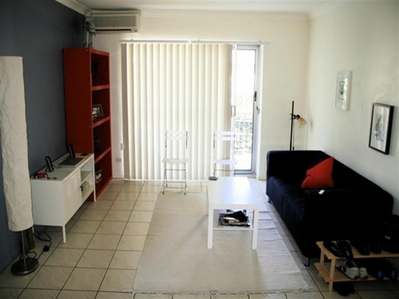 2/17 Magdala Street, Ascot QLD 4007