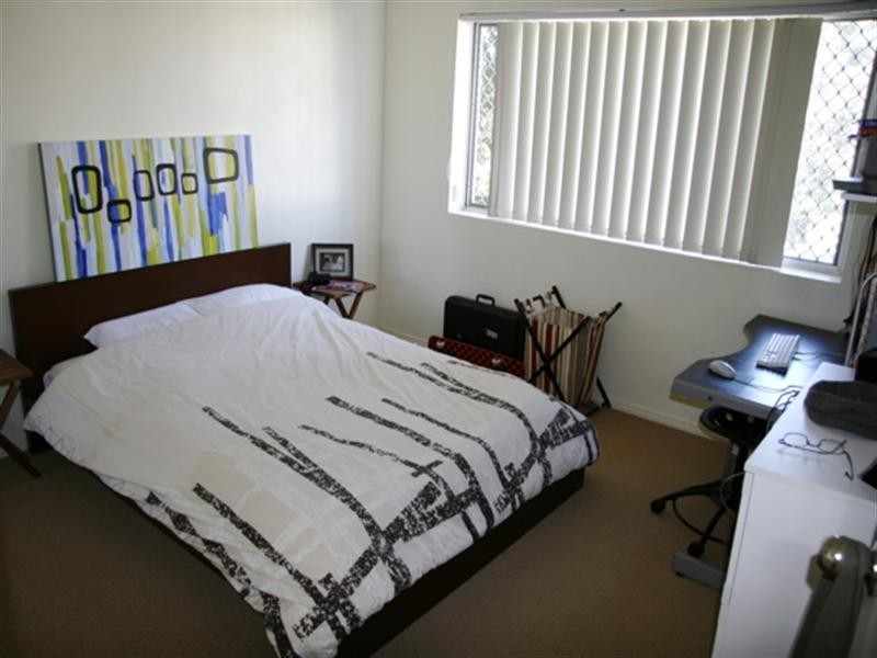 2/17 Magdala Street, Ascot QLD 4007