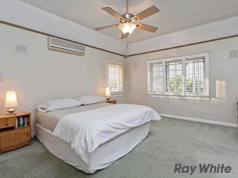 27 Sefton Avenue, Clayfield QLD 4011