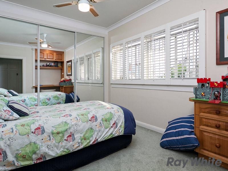 27 Sefton Avenue, Clayfield QLD 4011