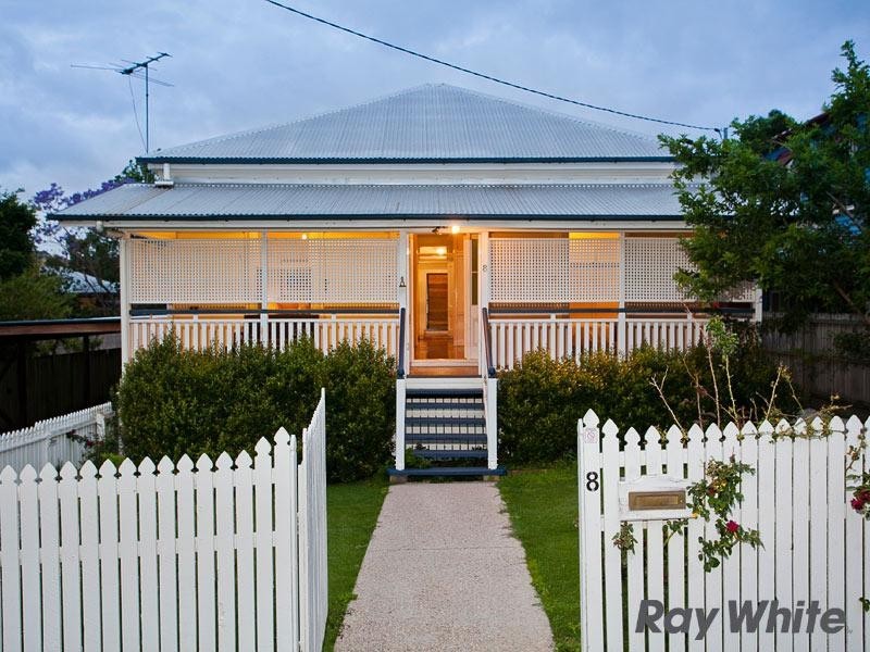 8 Willmington Street, Wooloowin QLD 4030