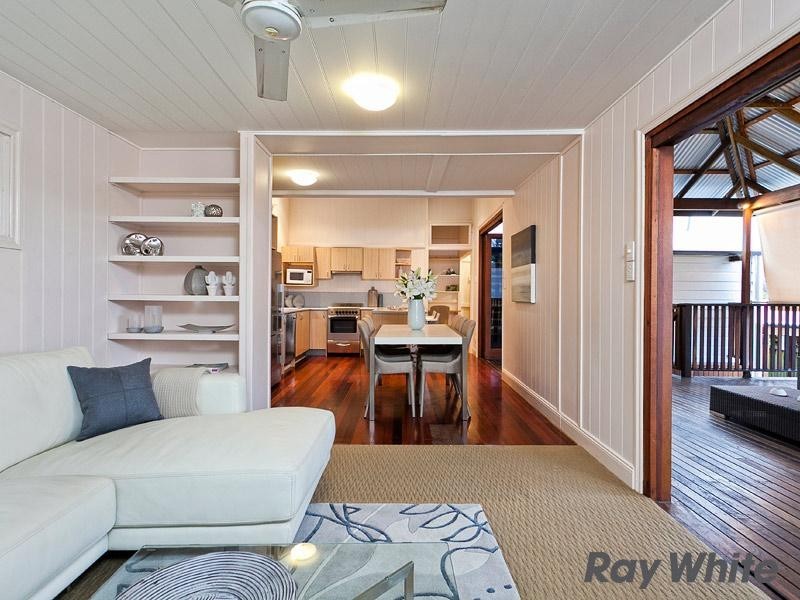 8 Willmington Street, Wooloowin QLD 4030