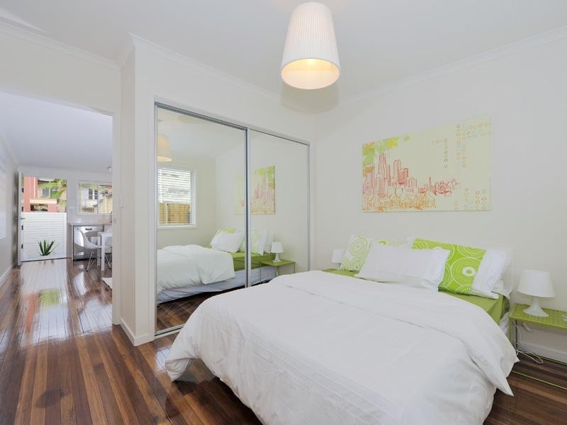 2/56 Dobson Street, Ascot QLD 4007