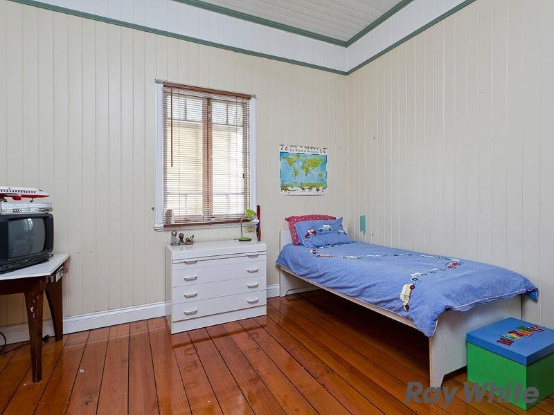 123 Albion Road, Windsor QLD 4030