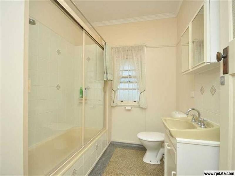 15 O’Sullivan Street, Hendra QLD 4011