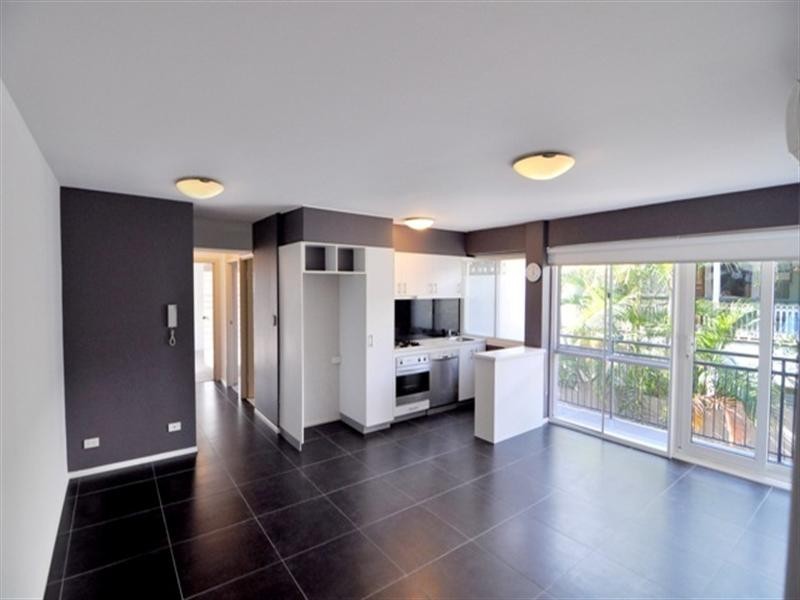 4/8 Botany Street, Clayfield QLD 4011