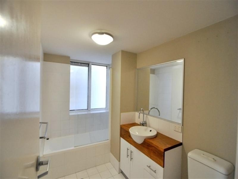 4/8 Botany Street, Clayfield QLD 4011