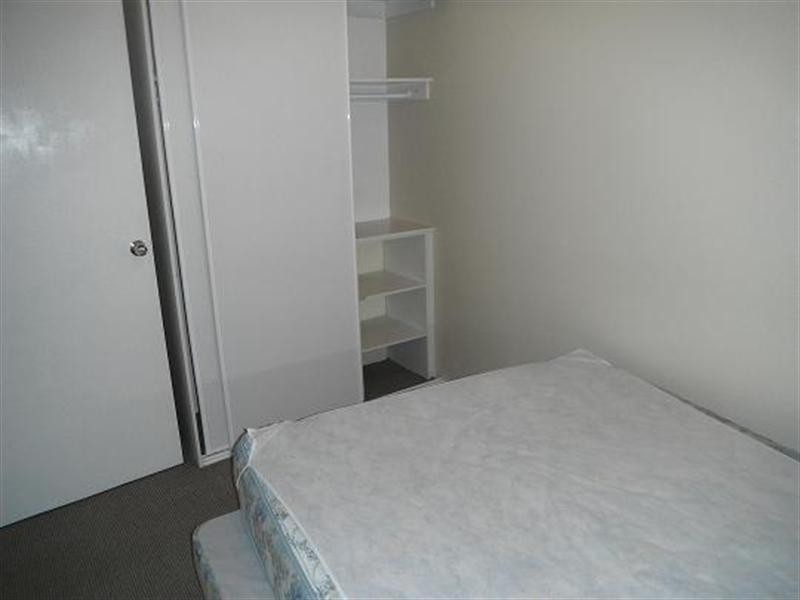 8/15 Archibald Street, West End QLD 4101