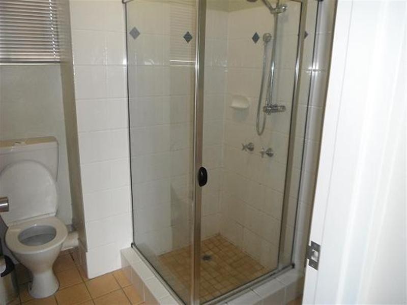 8/15 Archibald Street, West End QLD 4101