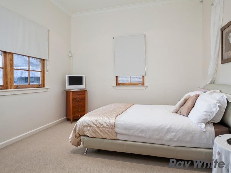 70 Kennigo Street, Spring Hill QLD 4000