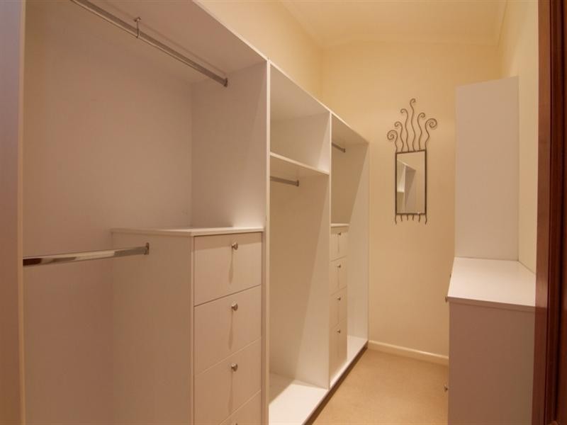 70 Kennigo Street, Spring Hill QLD 4000