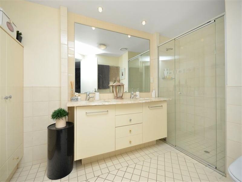 Unit 505/45C Newstead Terrace, Newstead QLD 4006