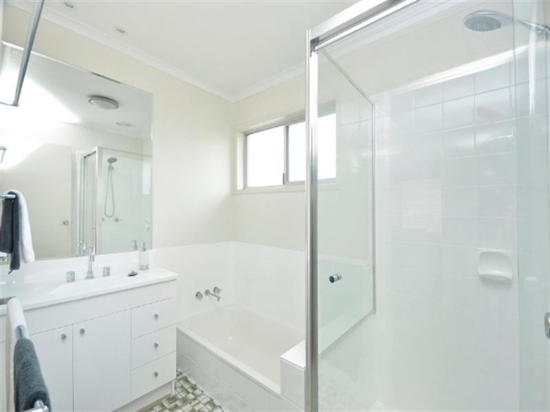 14 Duff Street, Wavell Heights QLD 4012