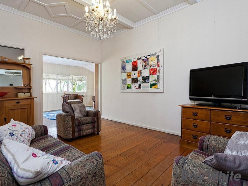 17 Consort Street, Grange QLD 4051