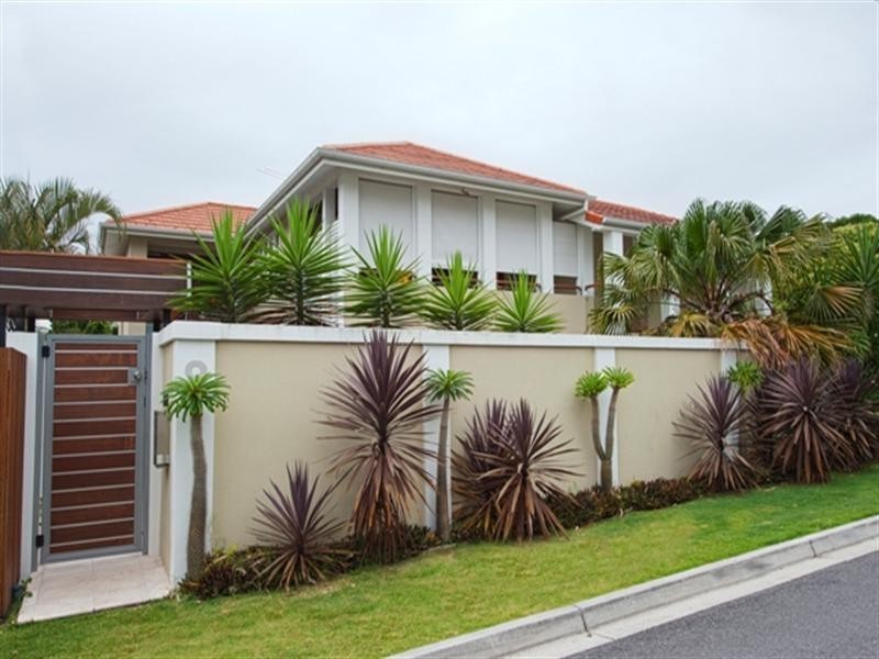 8 Beaufort Lane, Clayfield QLD 4011