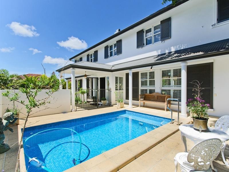 9 Dennison Street, Ascot QLD 4007