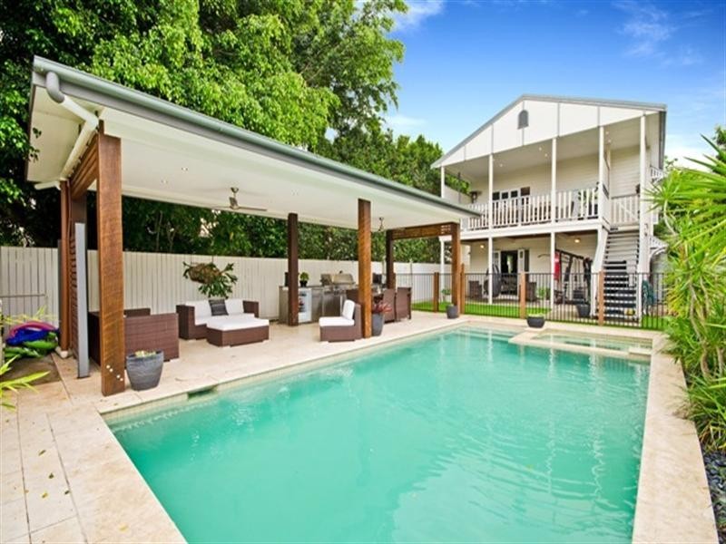 18 Gordon Street, Hendra QLD 4011