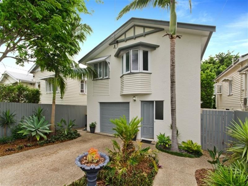 18 Gordon Street, Hendra QLD 4011