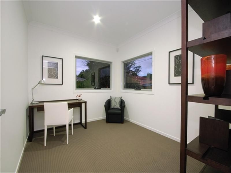 2A Rous Street, Hendra QLD 4011