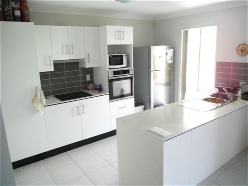 37 Paradise Street, Banyo QLD 4014