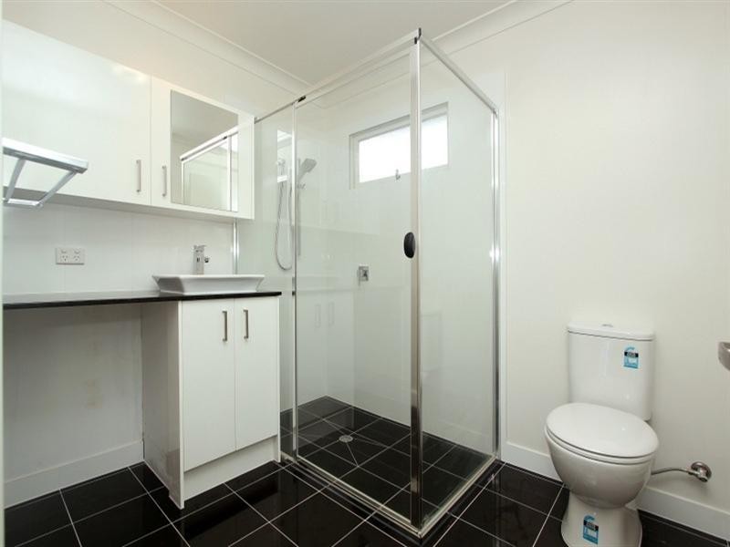 31 Kaye Street, Bardon QLD 4065