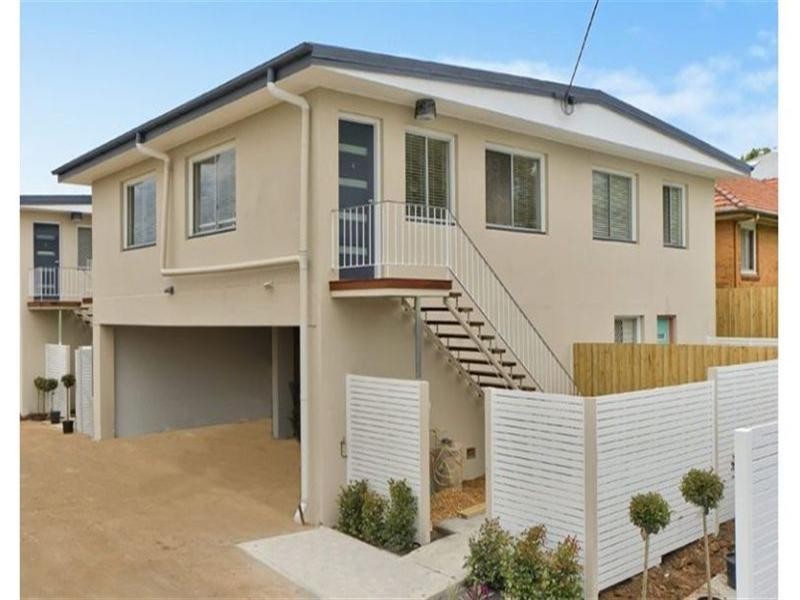 2/14 Parkham Avenue, Wavell Heights QLD 4012