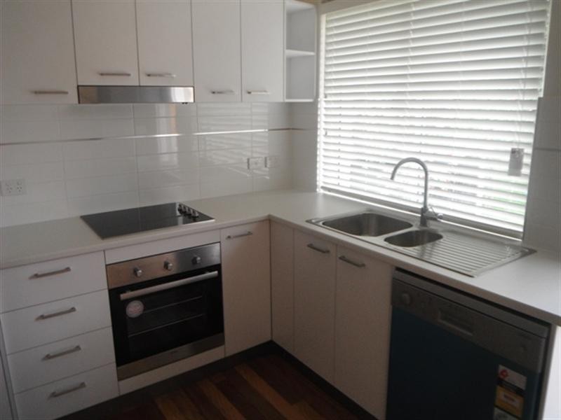 8/14 Parkham Avenue, Wavell Heights QLD 4012