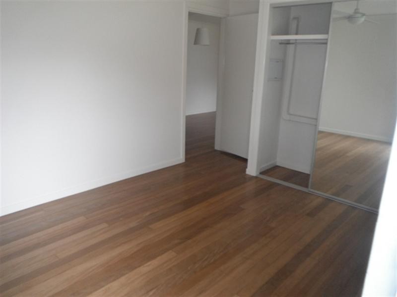 8/14 Parkham Avenue, Wavell Heights QLD 4012