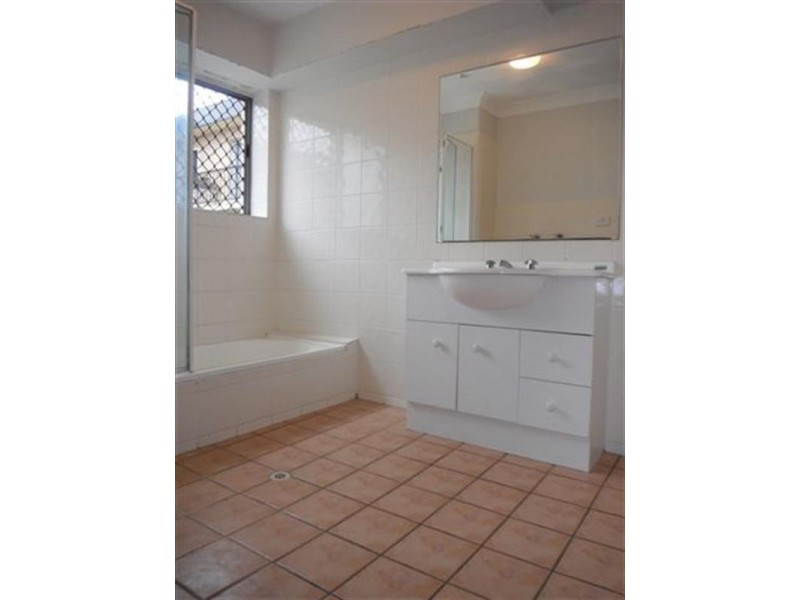 1/191 Allen Street, Hamilton QLD 4007