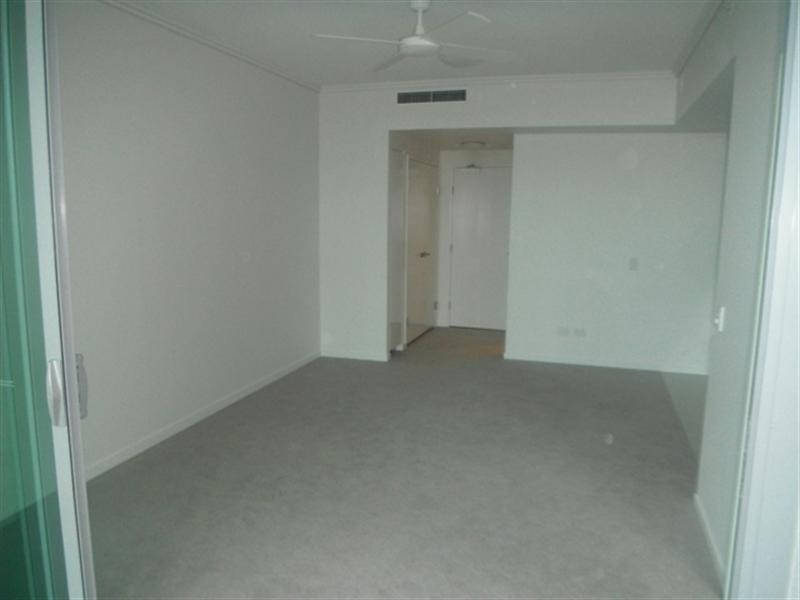 20804/8 Hercules Street, Hamilton QLD 4007