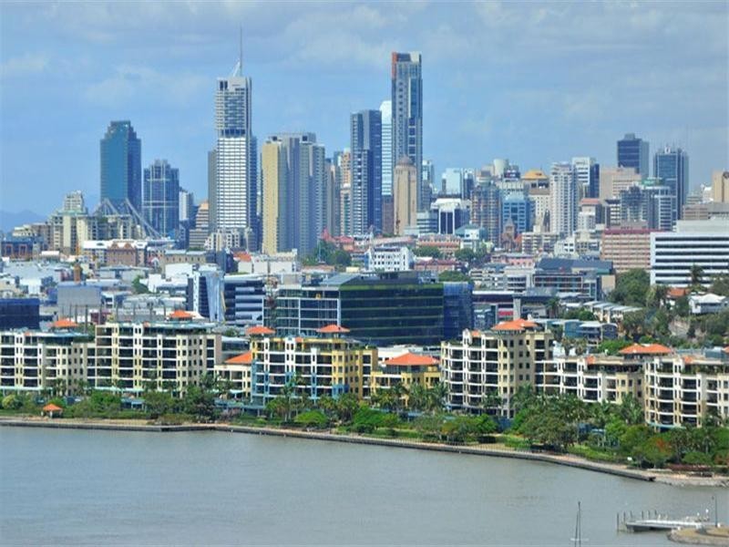 2 Dickson Terrace, Hamilton QLD 4007