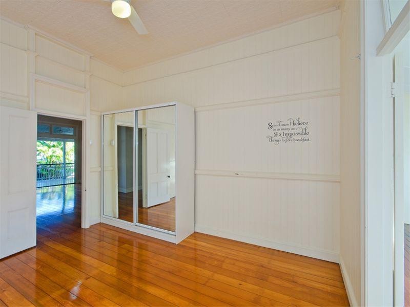 8 Keith Street, Clayfield QLD 4011