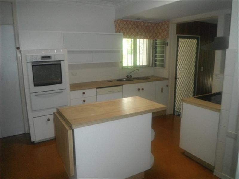 122 Towers Street, Hamilton QLD 4007