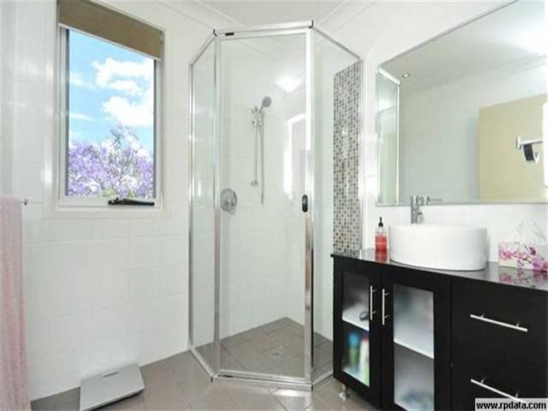 1/30 Hedley Avenue, Nundah QLD 4012