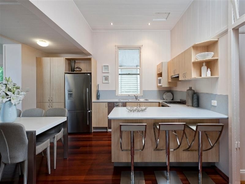 8 Willmington Street, Wooloowin QLD 4030