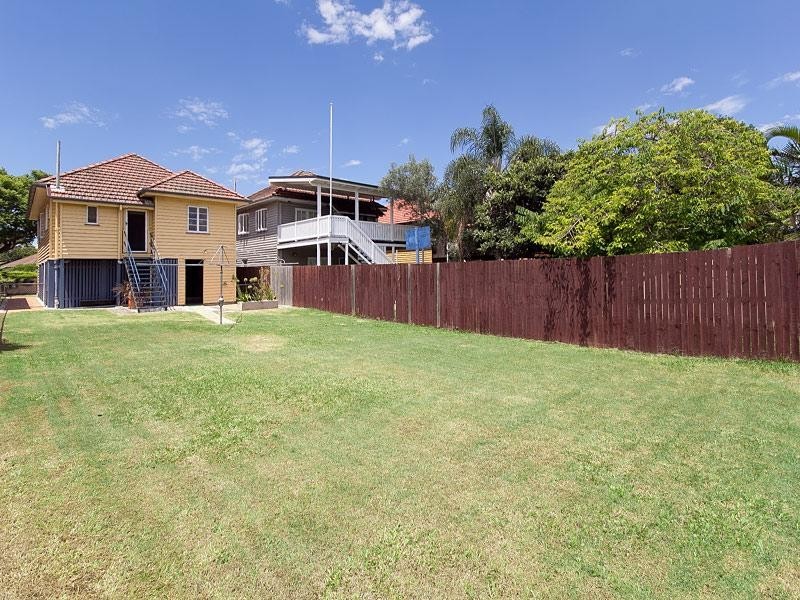 7 Conquest Street, Hendra QLD 4011