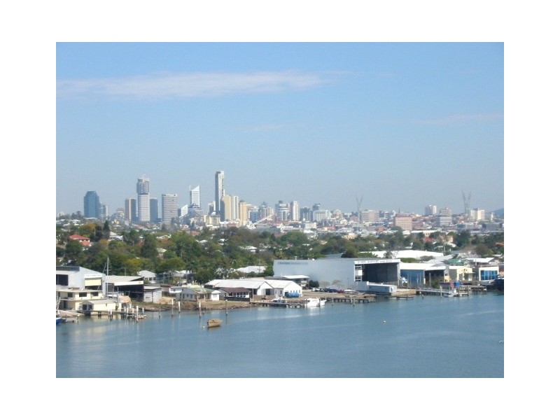 35 Harbour Road, Hamilton QLD 4007