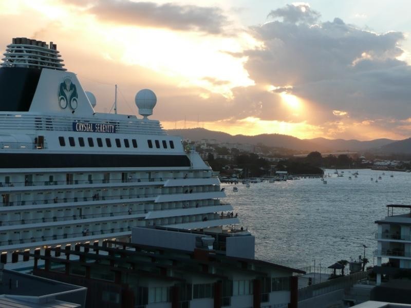 35 Harbour Road, Hamilton QLD 4007