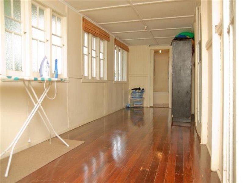 16 Gadara Street, Hendra QLD 4011