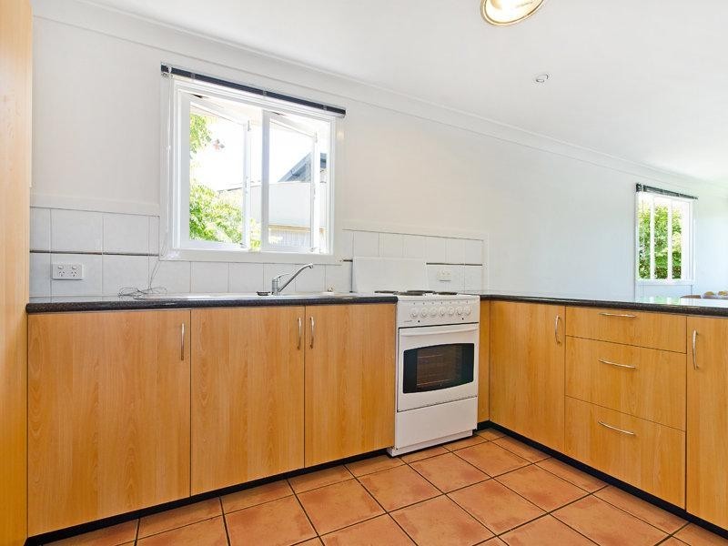 37 Henchman Street, Nundah QLD 4012